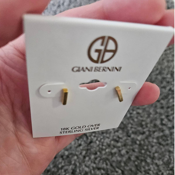 NWT! Giani Bernini Polished Bar Stud Earrings in 18k Gold-Plated Sterling - Picture 2 of 5